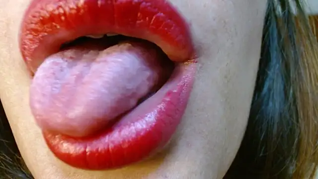 miss_evoleth2 (F young) - sloppy deeptroat