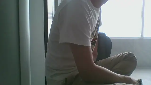 nole_china7 (Ask my age) - talk / fun / cum