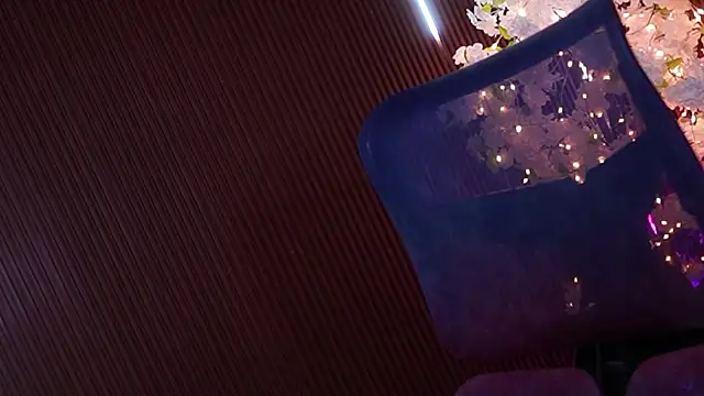 xxforyoureyesonlyxx webcam