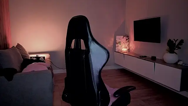 rileymee (F young) - Pussy play