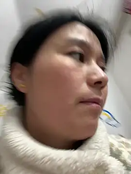 美女buusoom在线直播