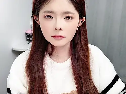 cherry-_-cherry - Cherry-_-cherry's free webcam - UK Sex Cams