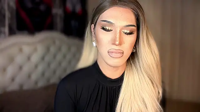 ts_glamxx - Ts_glamxx's free webcam - UK Sex Cams