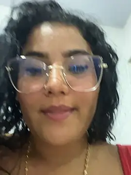 Webcam Model (liz_monserrat_1)  is live.Free join now!