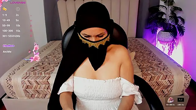 Lovense ​on / ​check ​menu/ ​roll ​the ​dize/ ​18/ ​big ​ass / ​arab/ ​show ​pvt ​exclusive ​unlimit