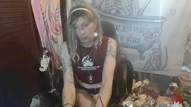 ombeline1 (Ask my age) - 40 flog +4h chastety  3day  5h our now