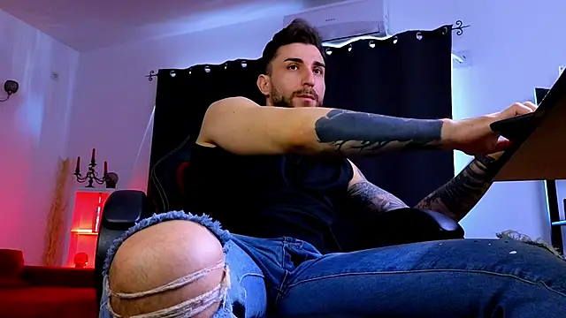 mightyaaron66 (M young) - 𖤐🔥 parTy Time ,House parTy  !  💨𖤐