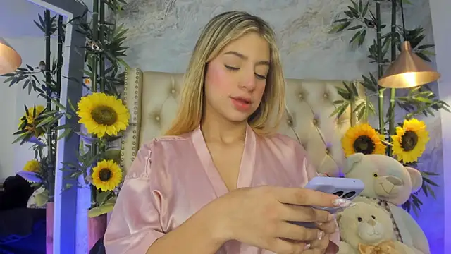 littleejaz (F teen) - oil in ass