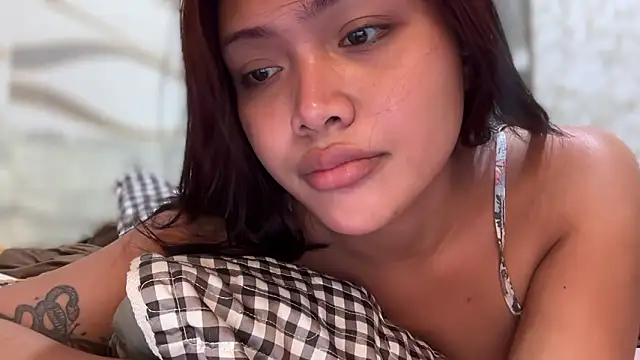 yourbaby_angelx (T teen) - BE MY LOVER make me cum;