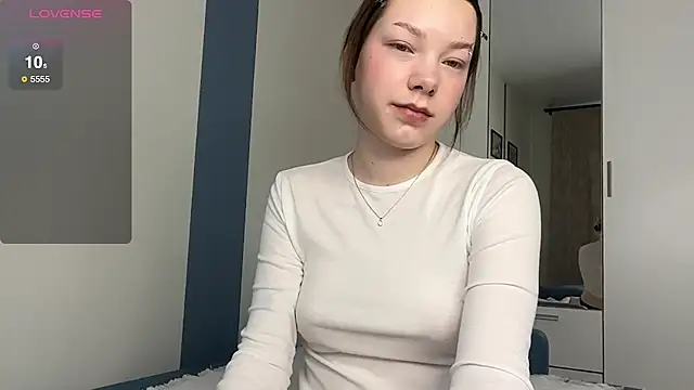 callmem1a (F teen) - Running my tongue over my lips