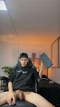 Sebastian_Reed live sex cam