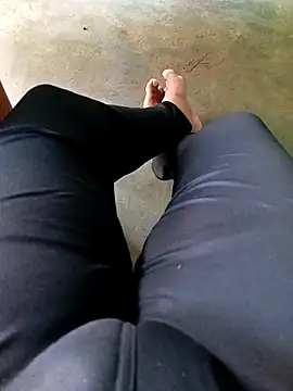 horny-boyyy - Horny-boyyy's free webcam - UK Sex Cams