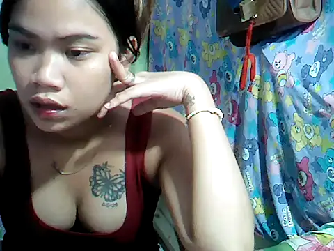 milkytits_yum00 - Milkytits_Yum00's free webcam - UK Sex Cams