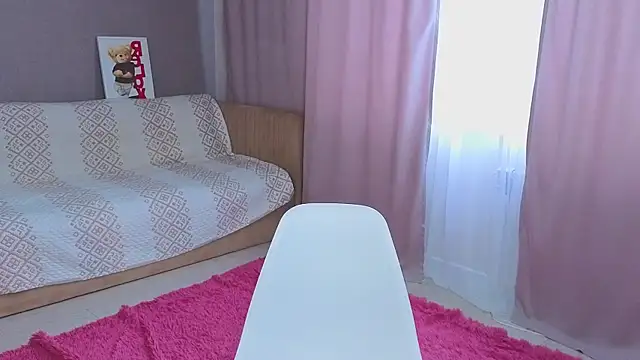 coryorgovan (F teen) - touch my neck and nibble my lips