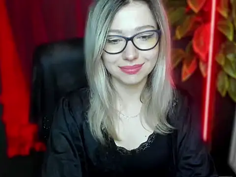 loveheidi - LoveHeidi's free webcam - UK Sex Cams