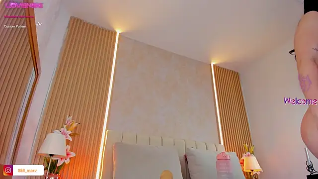 bilie_rouse1 (F teen) - control machine 10 min+squirt