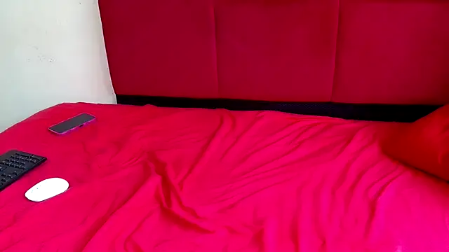 hugetitisxx (F young) - lets destroy this tight pussy daddy