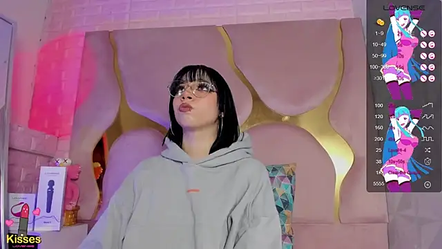 naniisisy - NaniiSisy's free webcam - UK Sex Cams