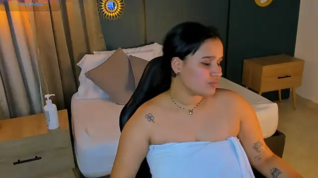 lia_sexx19 - Lia_sexx19's free webcam - UK Sex Cams