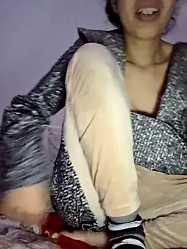 altinya (F young) - Naked public