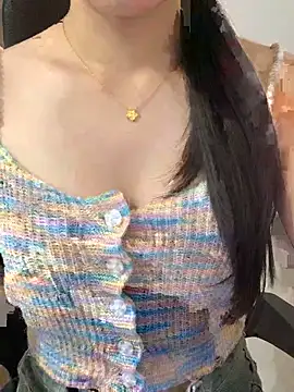 Jonlie18 live sex cam