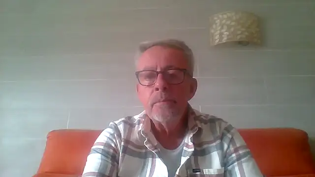 tuggy59 (M grandpa) - cum with me masurbador