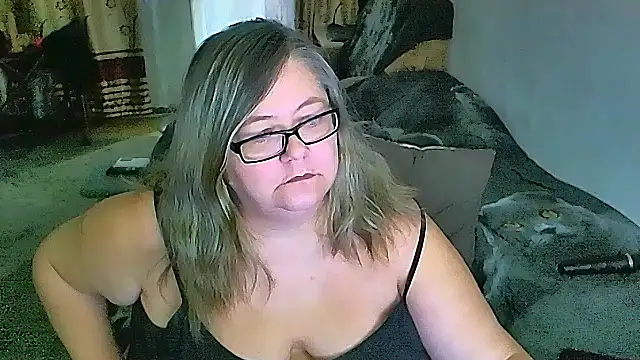 sex2 (F mature) - naked, squirt