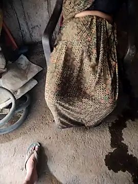 Pretty_bhabhi live sex cam