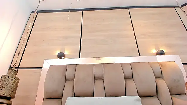 dorothy_vegga (F young) - oil tits