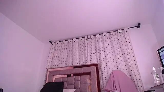 salomecastro_ (F milf) - make my pussy hot and creamy