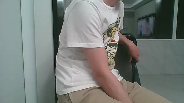 nole_china7 (Ask my age) - talk / fun / cum