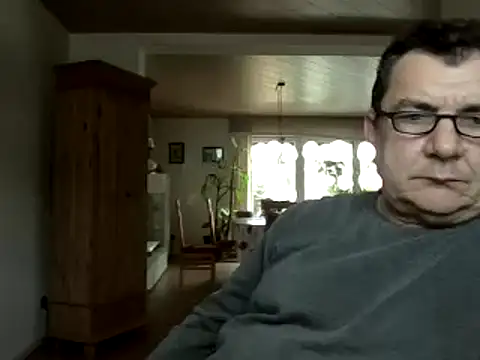 nobbie444 (M mature) - Dildo up the ass