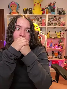 Webcam Model (Sweet_sully__) is live