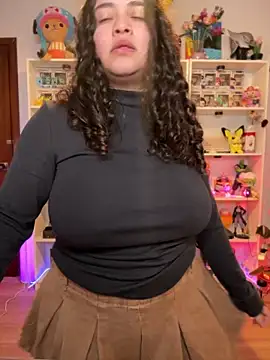 Sweet_sully__ live sex cam