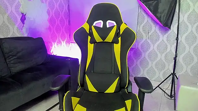 Boy_savoy live sex cam