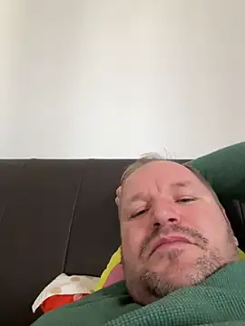 aronn4 (Ask my age) - #balds #daddies #ejaculation #hd #medium #mobile #office #recordable-publics #rimming #romanian #small-audience #straight #white