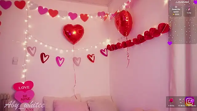 abywhitee (F young) - plug in my ass