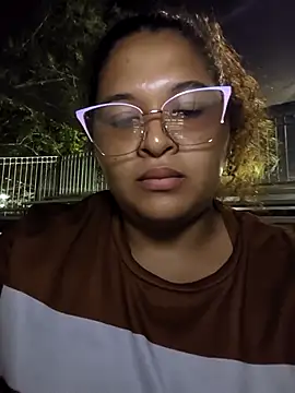 adinaskaly (F young) - Squirt