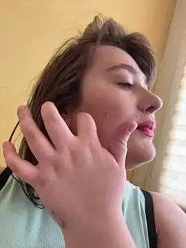 russianbetty (F young) - BIG SQUIRT FOR DADDY 💦