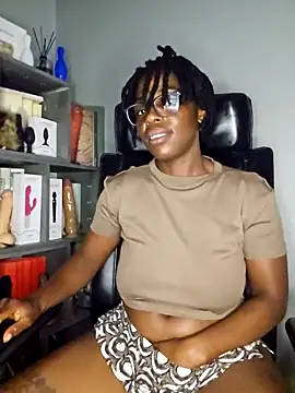 shaniko89 (F milf) - pinch,pull,droll,spit on saggy boobs