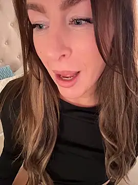 ChristinaSiemone's live cam