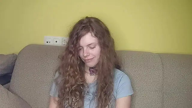 RayaNenlia live sex cam