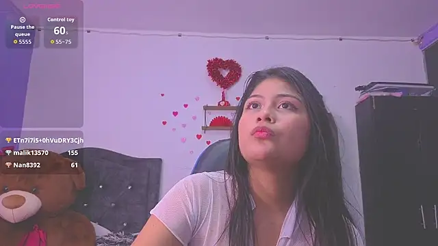 badkittyy (F teen) - suck dildo