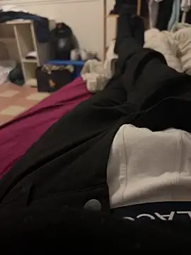 pignoufe (M twink) - Je me branle