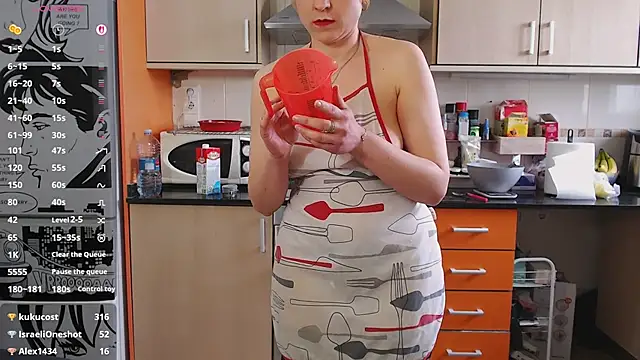 jennycoquine (F milf) - Je me doigte bien pour toi ça m'excite !