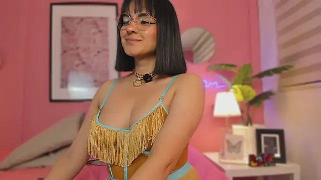 soysaraa - SoySaraa's free webcam