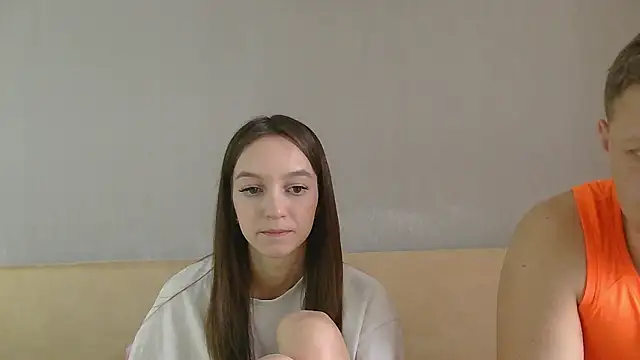 candysurprise19 (F young) - 5 slaps on the ass