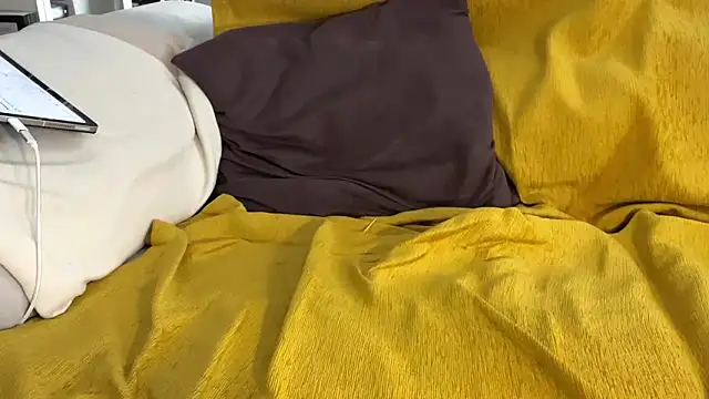 fastuga24 - Fastuga24's free webcam - UK Sex Cams