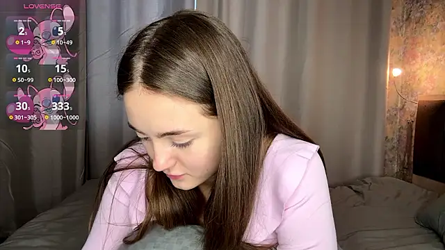 loradavi (F young) - flash ass