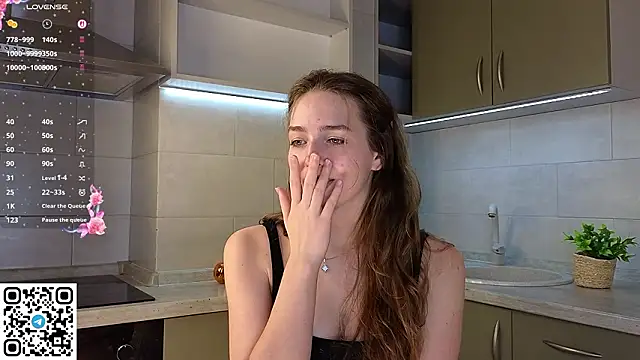 NoirAstrya live sex cam